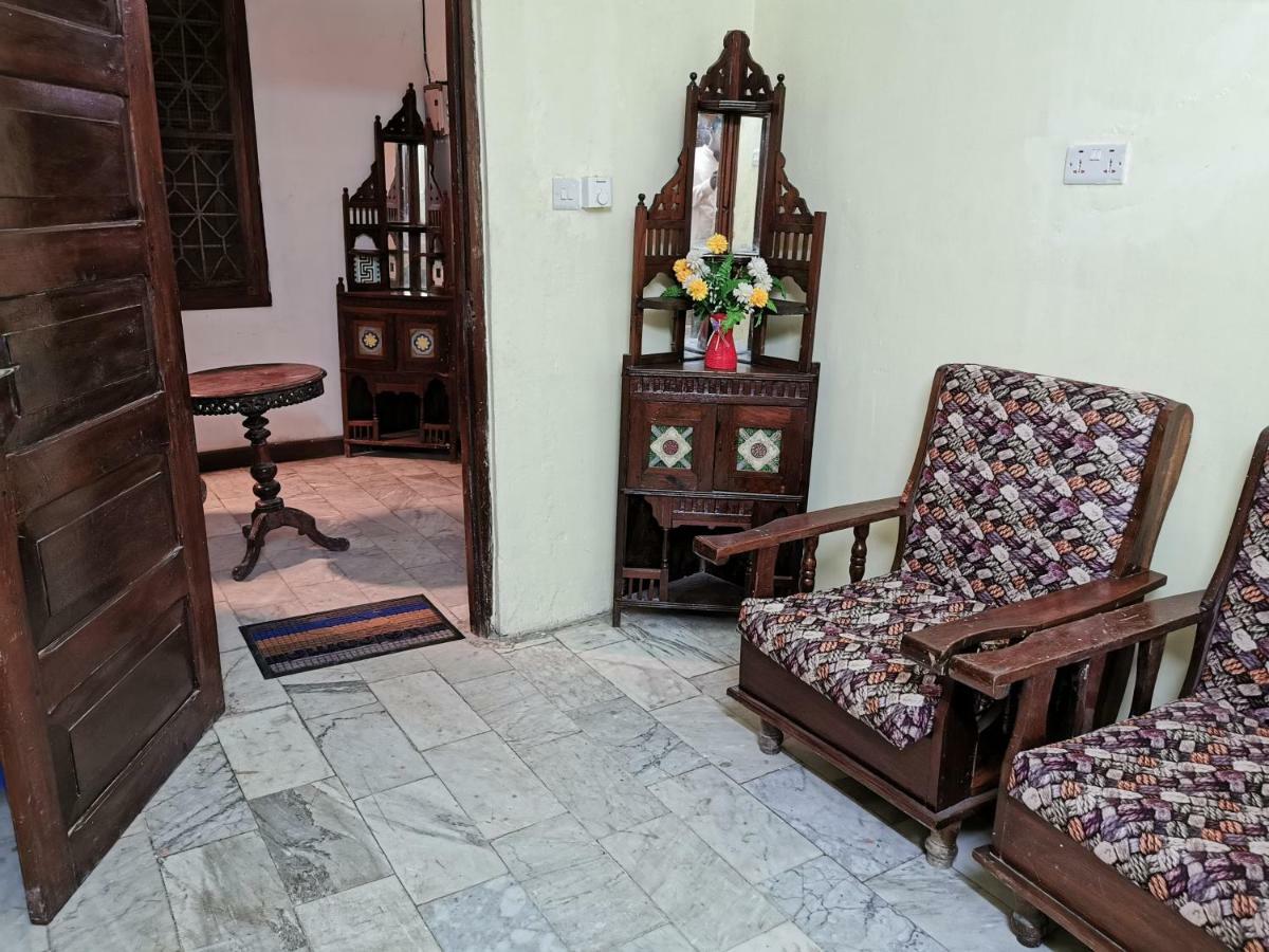 Crown Hotel Zanzibar Εξωτερικό φωτογραφία